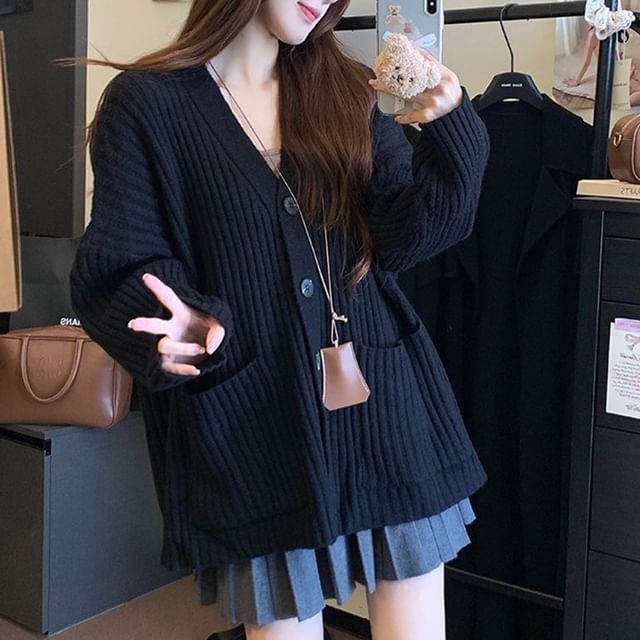 Ribbed Knit V-Neck Cardigan