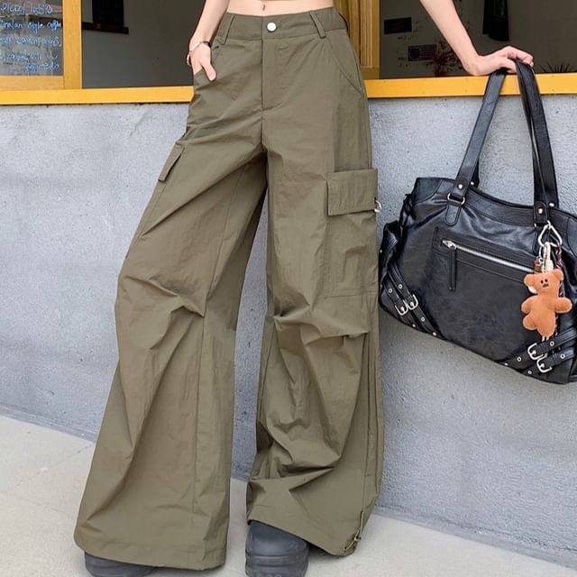 Mid Waist Plain Baggy Cargo Pants