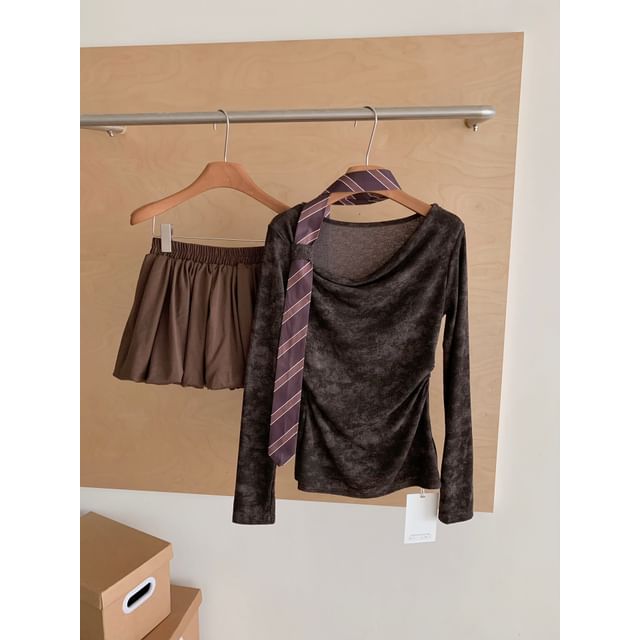 Two-Piece Set: Tie-Dye Scoop Neck Long Sleeve Tee & Neck Tie