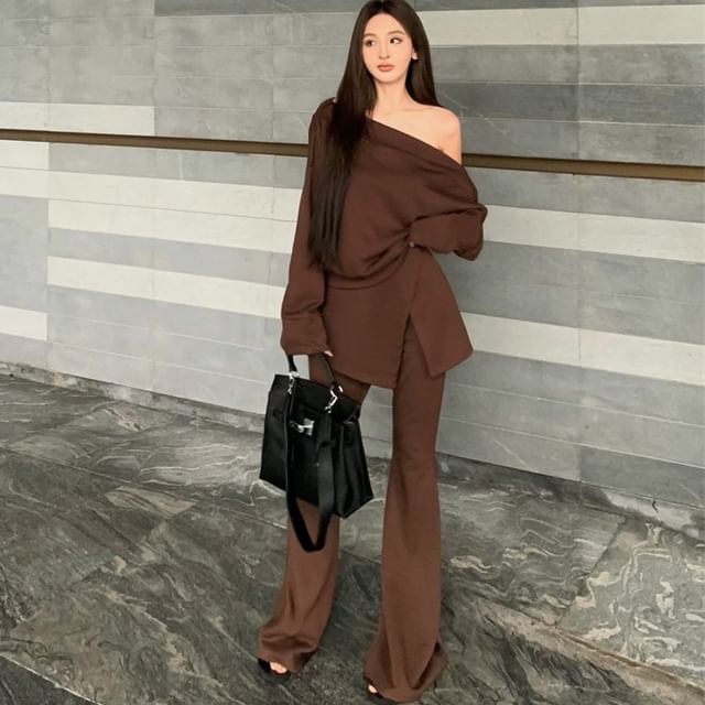 Two-Piece Set: Cold-Shoulder Asymmetric Slit Blouse & Flared Pants