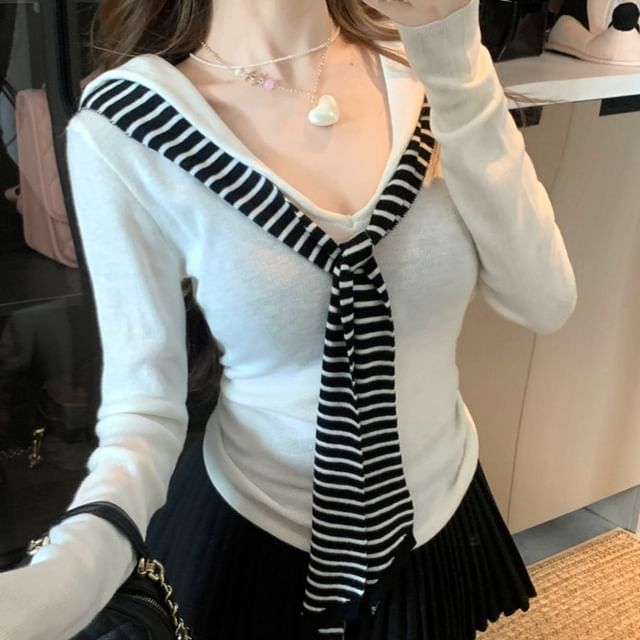 V-Neck Long Sleeve Striped Panel Knit Top