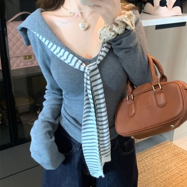 V-Neck Long Sleeve Striped Panel Knit Top