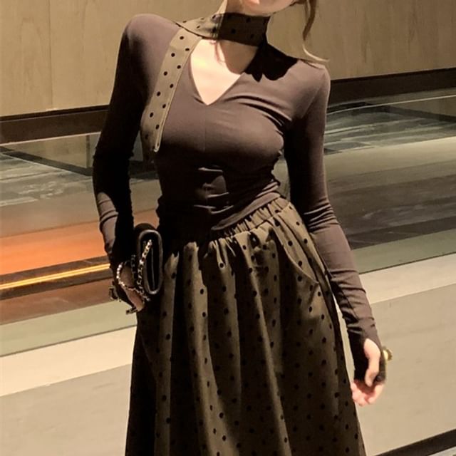 Long Sleeve V-Neck Solid Top & High Rise Dotted Maxi A-Line Skirt