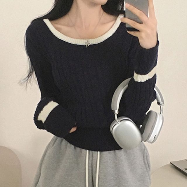 Cable Knit Scoop Neck Sweater with Contrast Trim