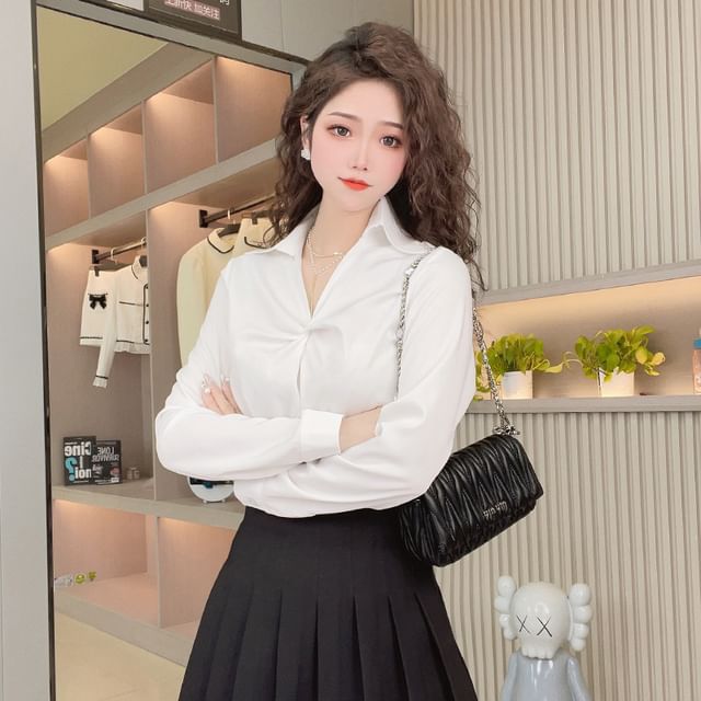 Long Sleeve Twisted Solid Shirt