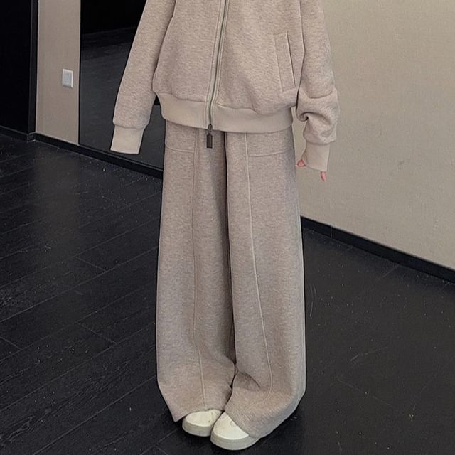 Zip-Up Jacket, Mock Neck Half Zip Cropped Pullover, and High Rise Baggy Pants