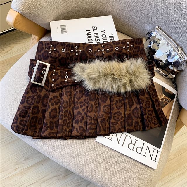 Studded Fleece Panel Belted Pleated Mini A-Line Skirt