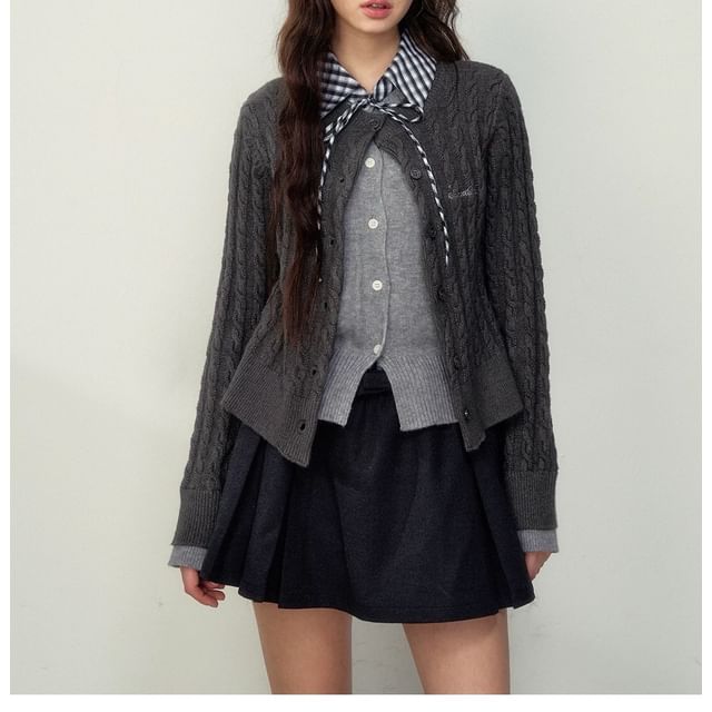 Mock Two-Piece Plaid Collar Bow Cable Knit Cardigan