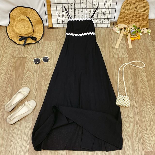 Spaghetti Strap Two Tone Panel Maxi A-Line Dress