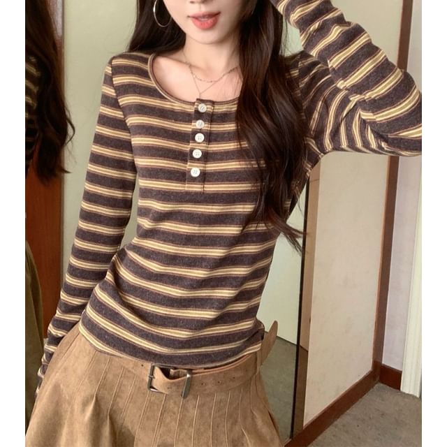 Striped Scoop Neck Fitted Long-Sleeve Tee
