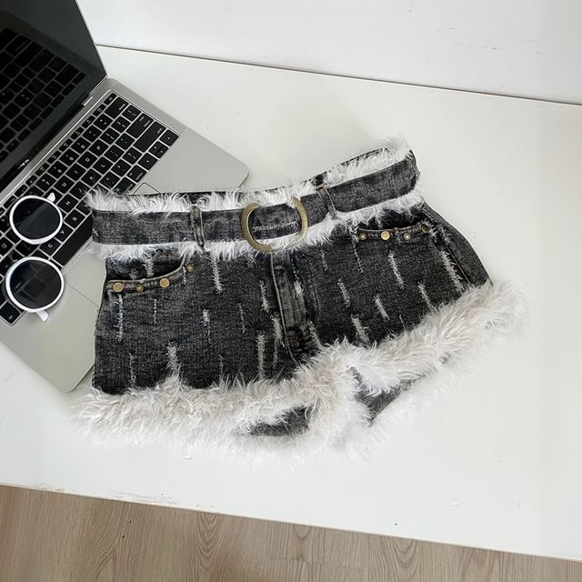 Mid Rise Fluffy Trim Denim Shorts