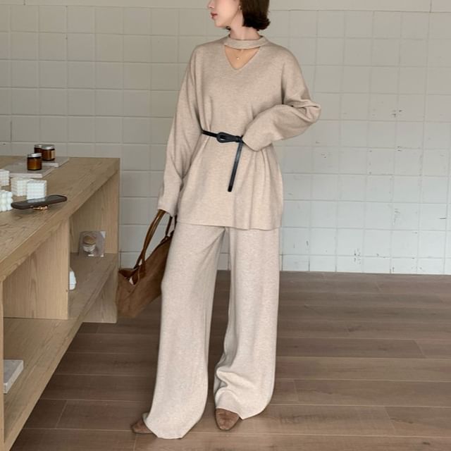 Set: V-Neck Sweater with High-Waist Wide Leg Trousers
