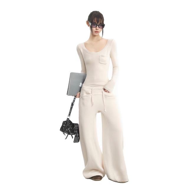 Slim Fit Scoop Neck Tee & Wide-Leg Sweatpants Set