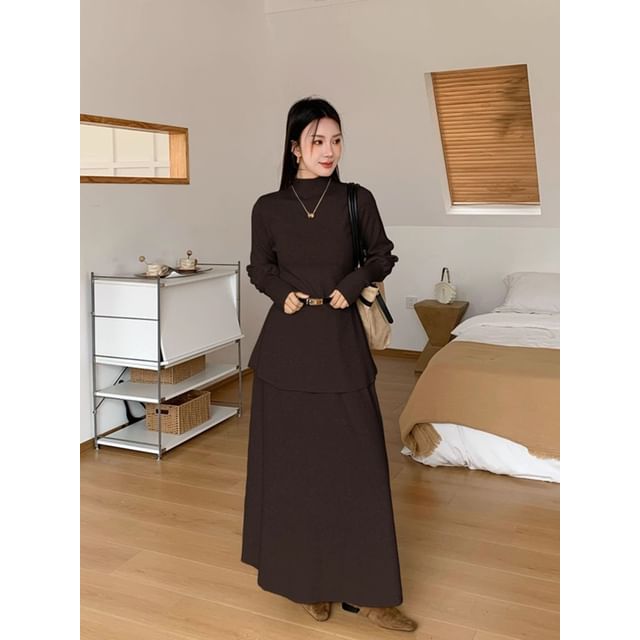 Elegant Crew Neck Knit Top & Flowing A-Line Skirt Ensemble
