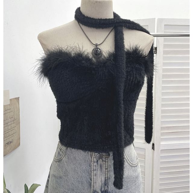 Set: Strapless Fluffy Trim Tube Top & Light Scarf