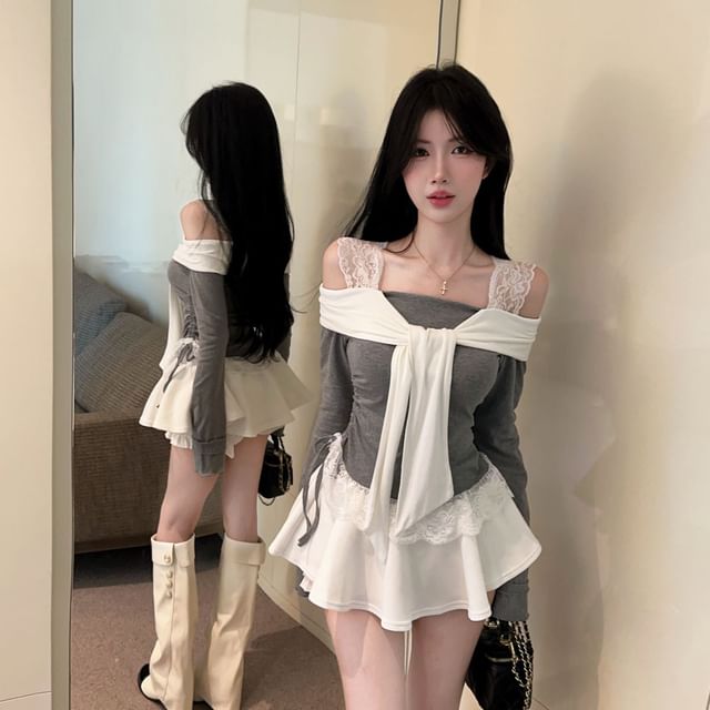 Cold-Shoulder Long-Sleeve Crop Top with Lace & Drawstring