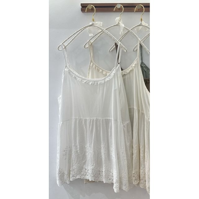 Spaghetti Strap Scoop Neck Ruffle Lace Camisole