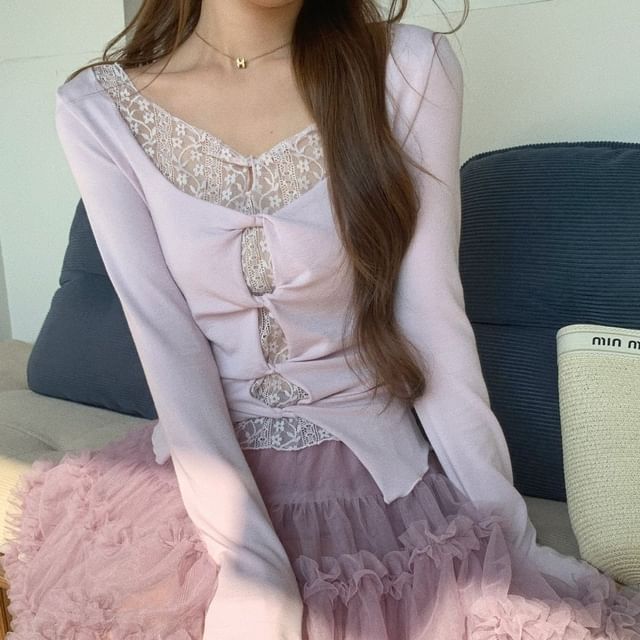 Scoop Neck Lace Panel Tee with Ruffle Mini Skirt
