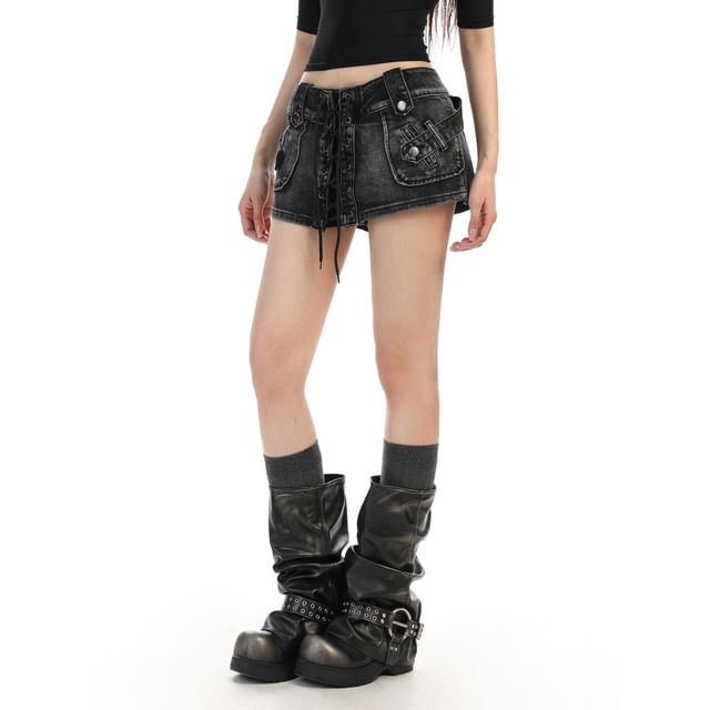 Low Waist Lace-Up Denim Hot Pants