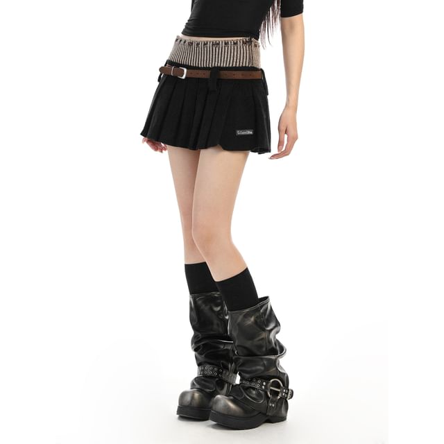 Corduroy Mini Pleated Skirt - Mid Waist