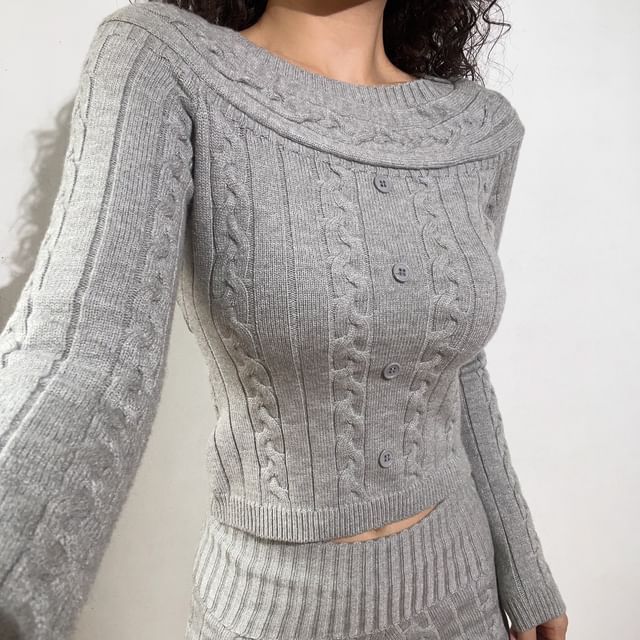 Long-Sleeve Knit Crop Top & Hot Pants