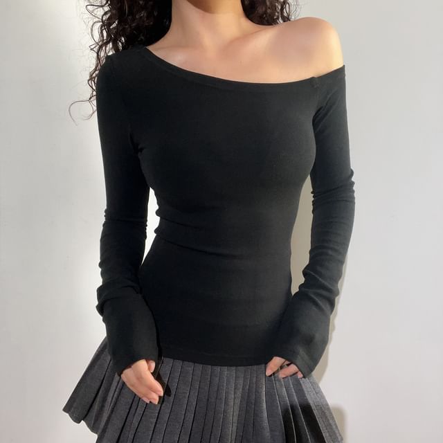 Off-Shoulder Long-Sleeve Tee