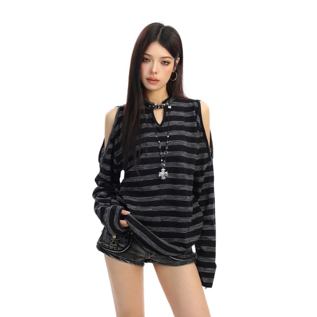 Notch Neck Cold Shoulder Striped Buckle Tee