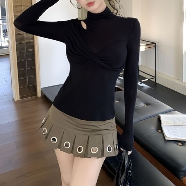 Mock Neck Cutout Ruched Long-Sleeve Top