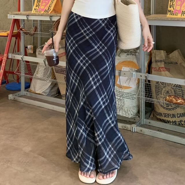 Mid Rise Plaid Maxi A-Line Skirt