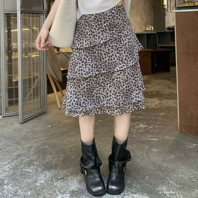Mid Rise Leopard Print Midi A-Line Skirt