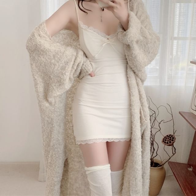 Spaghetti Strap V-Neck Lace Trim Plain Mini Bodycon Dress