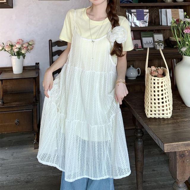 Short-Sleeve Crew Neck Plain T-Shirt / Spaghetti Strap Scoop Neck Plain Midi A-Line Dress