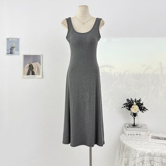 Sleeveless Scoop Neck Plain Maxi A-Line Dress