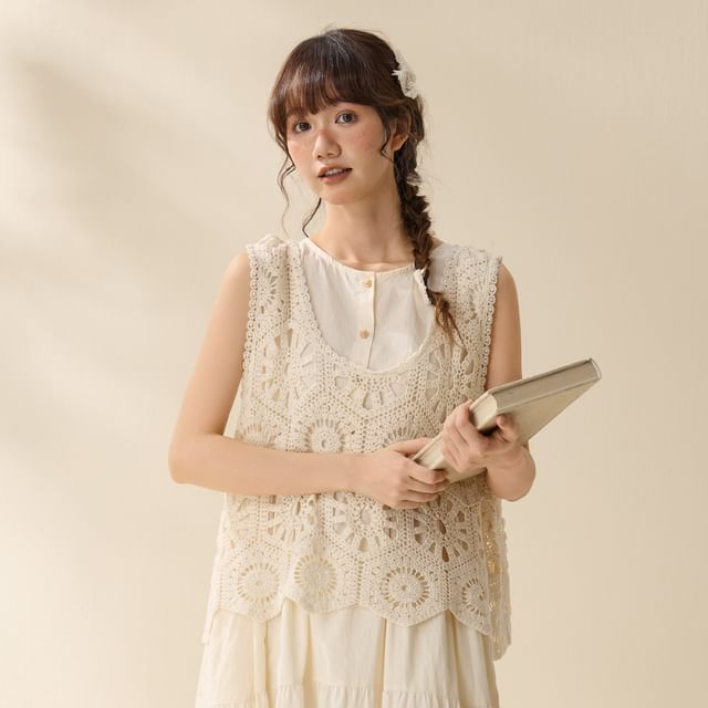 Crochet Lace Sleeveless Top