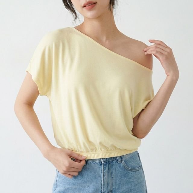 Off-Shoulder Crop T-Shirt with Short Sleeves