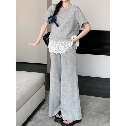 Maternity Set: Short-Sleeve Lace Hem Top + High Waist Flared Pants