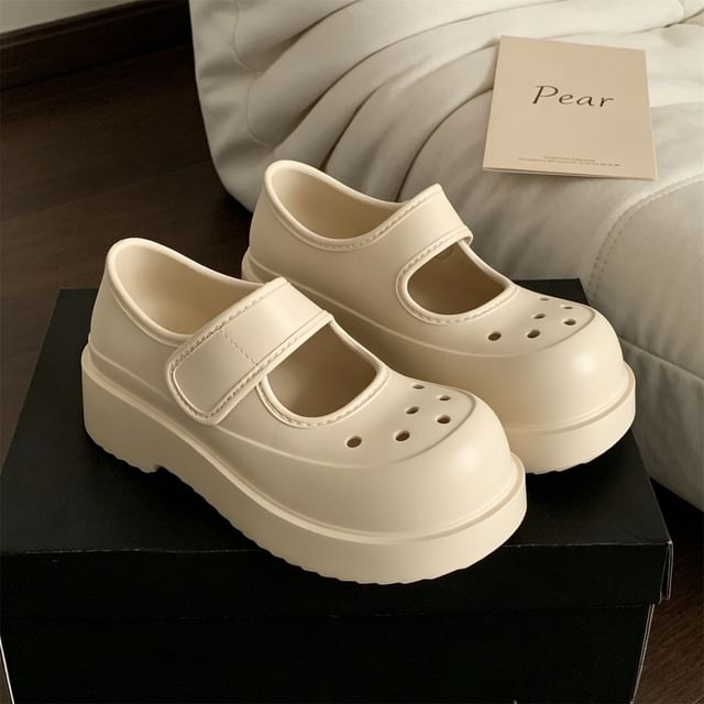 Platform Perforated Plain Sandals