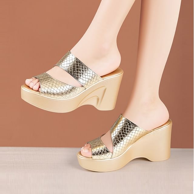 Wedge Heel Croc Grain Slide Sandals