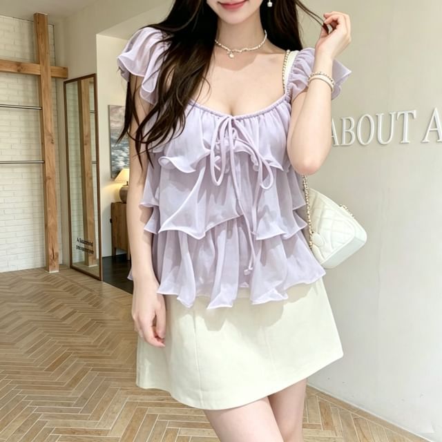 Sleeveless Scoop Neck Plain Ruffle Trim Top