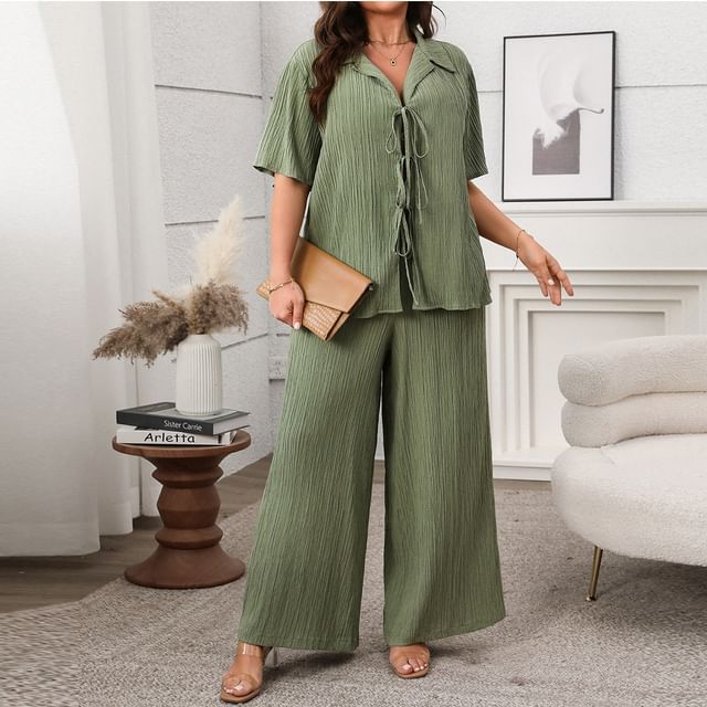 Plus Size Set: Short-Sleeve V-Neck Plain Blouse + Mid Rise Wide Leg Pants [XL-4XL]