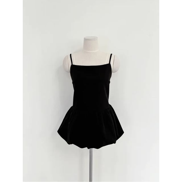 Square Neck Plain Open Back Bubble Hem Peplum Camisole Top