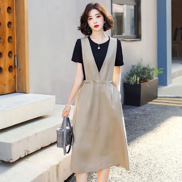 Round Neck T-Shirt & V-Neck Drawstring Midi Dress Set