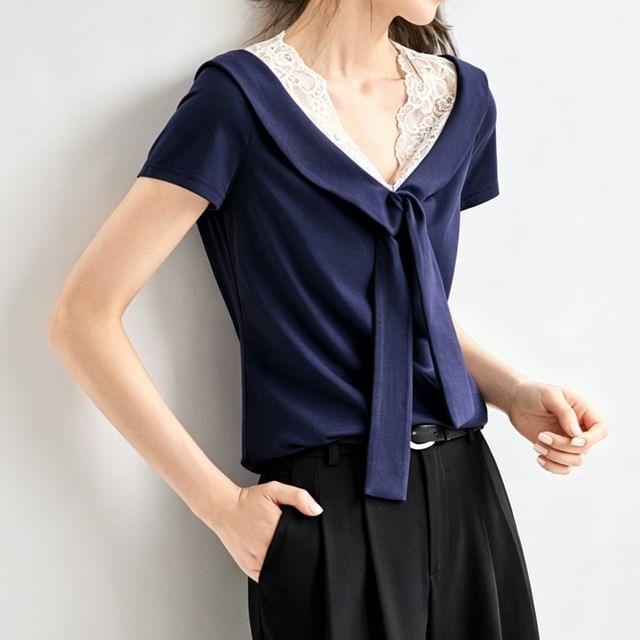 Knotted Panel Lace V-Neck Short Sleeve Top