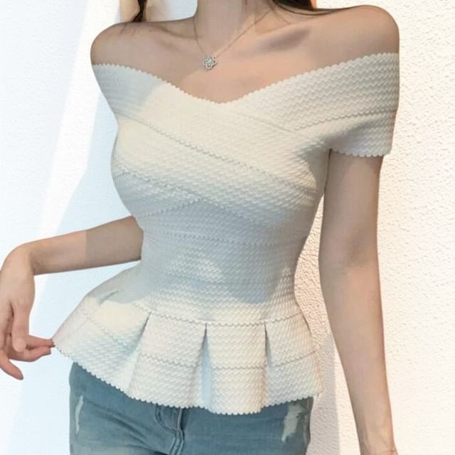 Peplum Off-Shoulder Short Sleeve Top