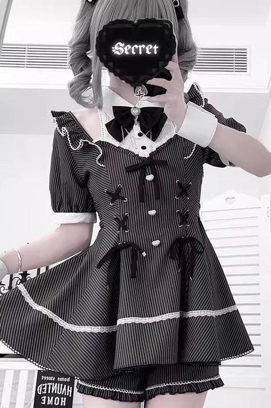 Black Short Sleeve Striped Print Bow Lace-Up Gothic Plus Size Jirai Kei Dress