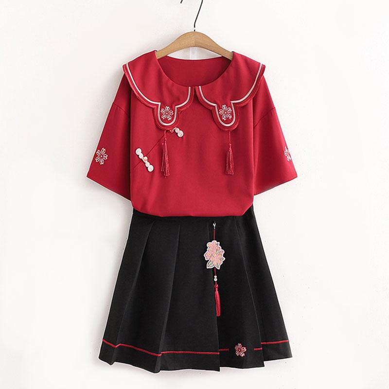 Flower Embroidery Buckle T-Shirt Skirt Set