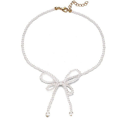 Bow Pearl Choker