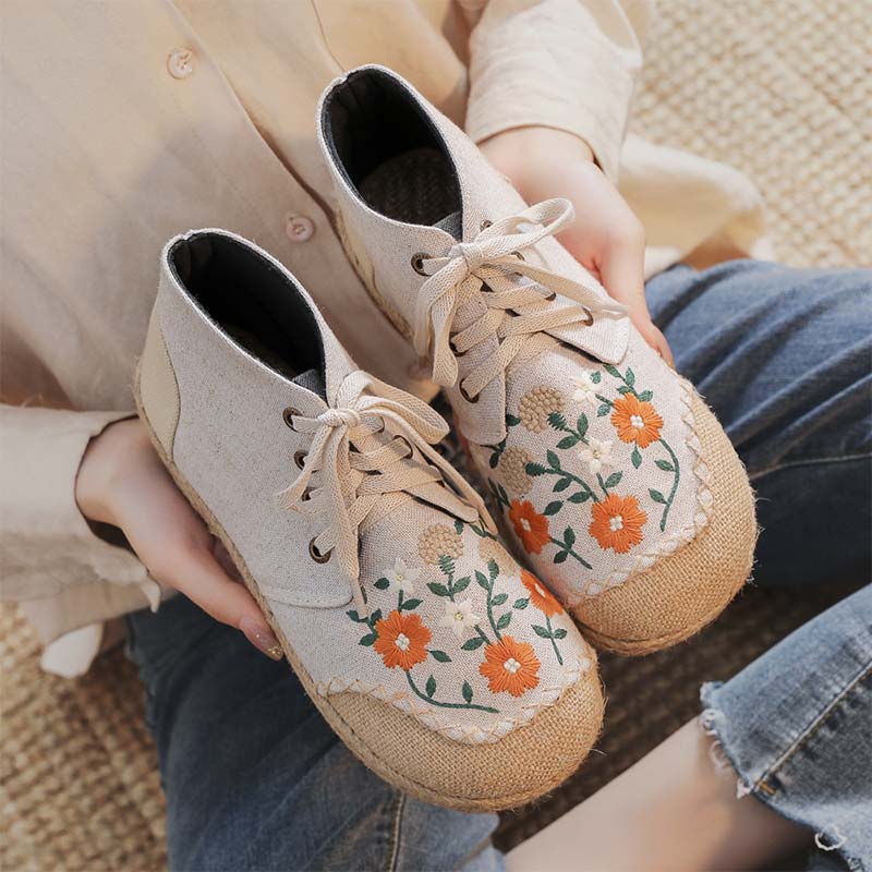 Elegant Embroidery Floral Lace up Canvas Boots