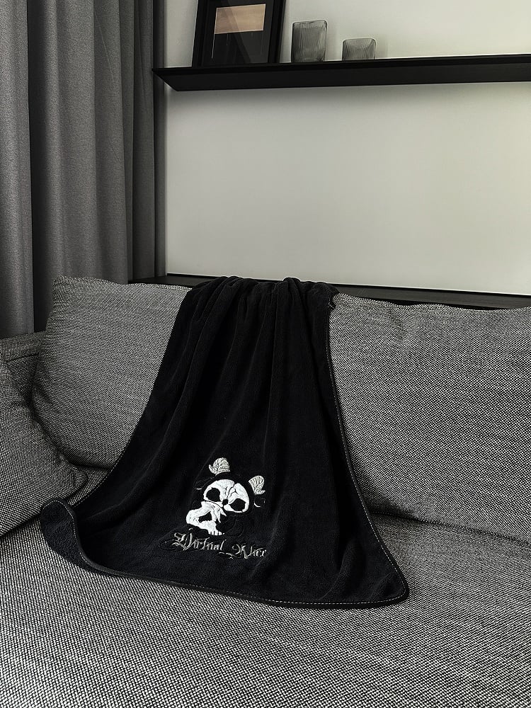 Gothic Grim White Reaper and Towel Bath Black