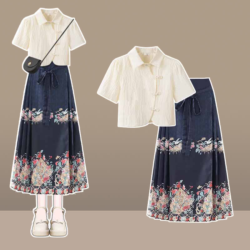 Vintage Hanfu Buckle T-ShirtGraghic Print Pleated Skirt